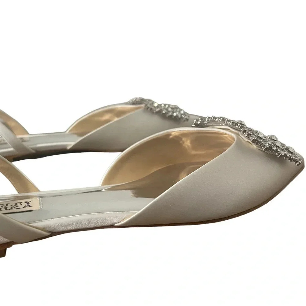 Badgley Mischka Ivory Crystal Embellished Pointed Slingback Flats - Picture 3 of 5